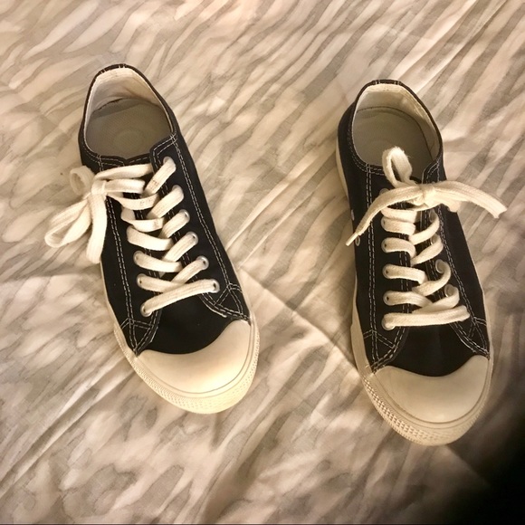 muji canvas sneakers